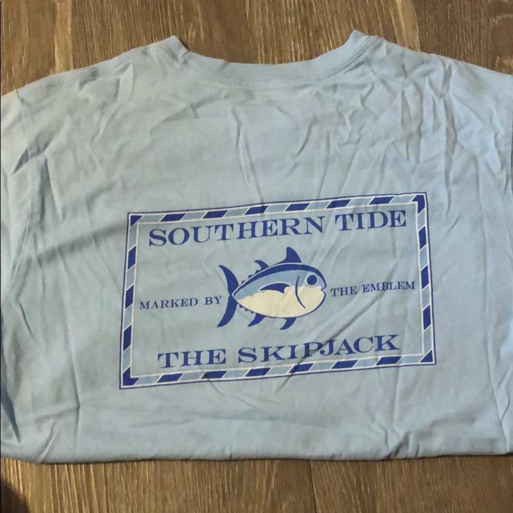 Southern tide tee